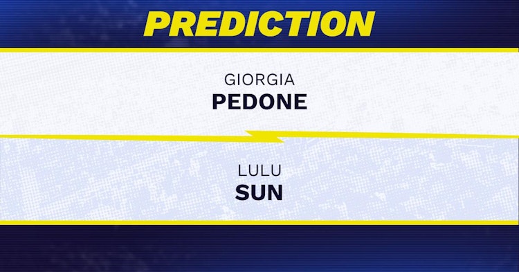 Lulu Sun in action during the WTA Italian Open 2025